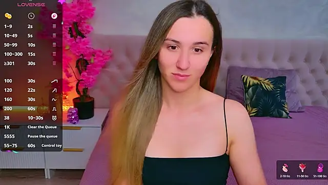 JasminUqueen online show from June 23, 2026, 1:25 am