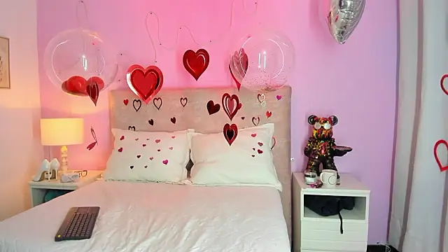 CarolinaValdez2026 online show from February 19, 2026, 11:50 am