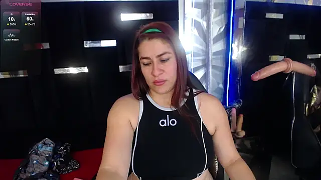Alison-mar online show from May 11, 2026, 7:55 pm