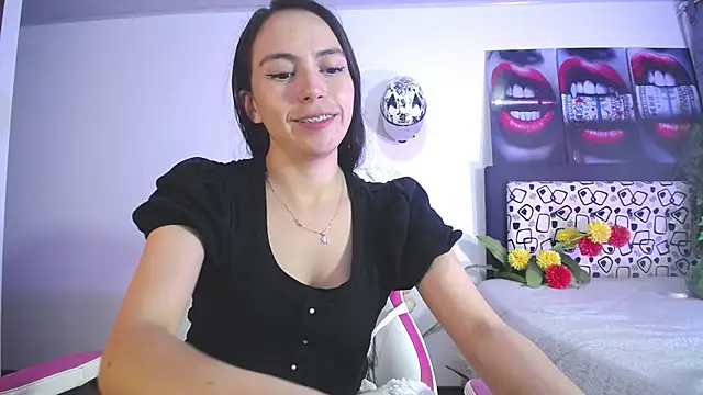 lika little0 online show from May 6, 2026, 12:52 am