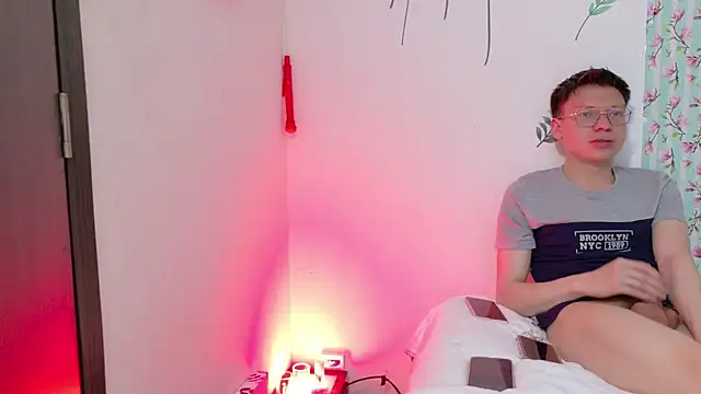 STEFANY  JACK online show from May 2, 2026, 12:04 am