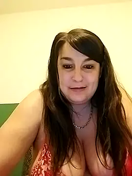 alexandrafrancaise0000 online show from February 19, 2026, 8:49 pm