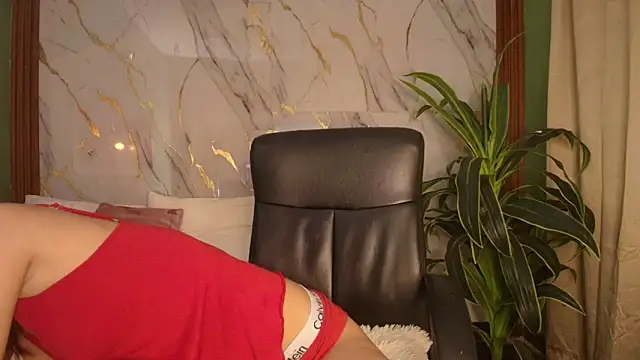 Snapshot of Amanda_Rossi chatting on June 15, 2026, 12:24 am Amanda Rossi online show from June 15, 2026, 12:24 am