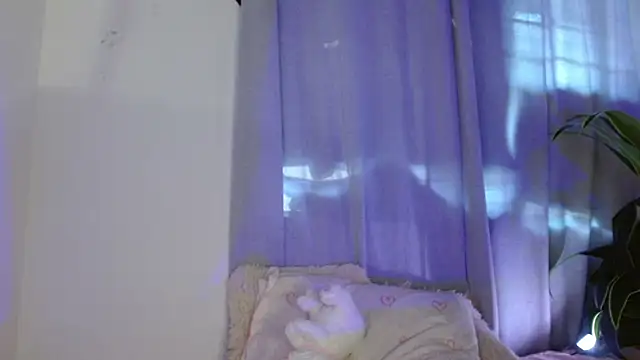 Snapshot of Amanda_Rossi chatting on July 19, 2026, 12:31 pm Amanda Rossi online show from July 19, 2026, 12:31 pm