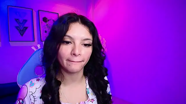 Maddie T18 online show from June 8, 2026, 11:32 am