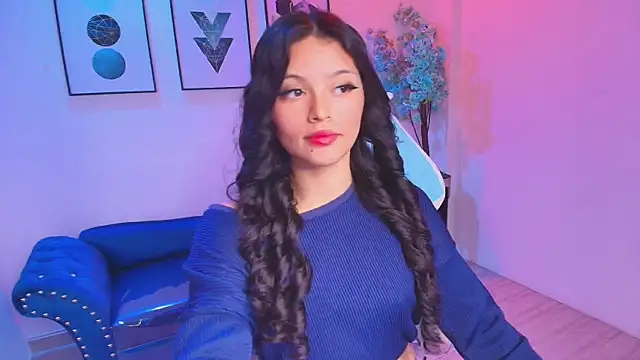 Maddie T18 online show from June 12, 2026, 11:31 am