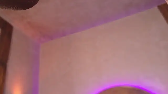 Snapshot of mollyjackson_ chatting on July 22, 2026, 10:45 pm mollyjackson online show from July 22, 2026, 10:45 pm