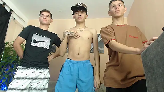 DesiresOfOlympus  online show from February 2, 2026, 10:30 pm