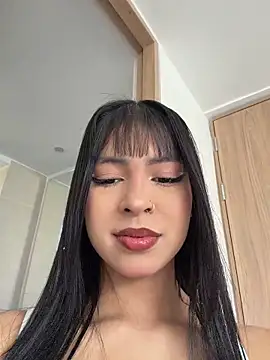 Snapshot of Chel__ chatting on May 20, 2026, 5:08 pm Chel online show from May 20, 2026, 5:08 pm