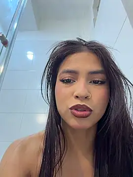 Snapshot of Chel__ chatting on July 21, 2026, 9:06 pm Chel online show from July 21, 2026, 9:06 pm