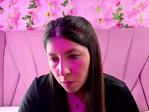 EmberCooper  online show from February 5, 2026, 1:32 am