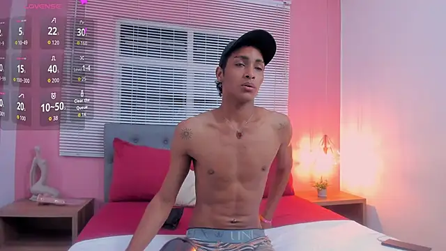 drako18  online show from February 16, 2026, 2:07 am