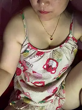 Snapshot of Star-sweet01 chatting on April 13, 2026, 5:02 am Star-sweet01 online show from April 13, 2026, 5:02 am