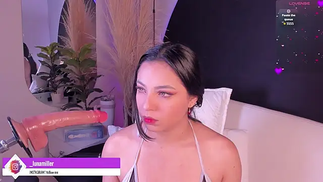 lunamiller 01 online show from July 7, 2026, 12:09 pm