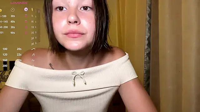 MauritaSpueler online show from April 22, 2026, 9:38 pm
