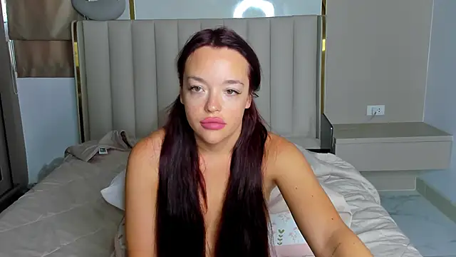 Snapshot of stellaa_quenn chatting on June 10, 2026, 12:22 am stellaa quenn online show from June 10, 2026, 12:22 am