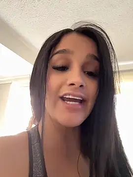 Samantha Mont online show from July 10, 2026, 6:10 pm