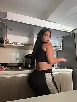 Samantha Mont online show from July 21, 2026, 5:26 pm