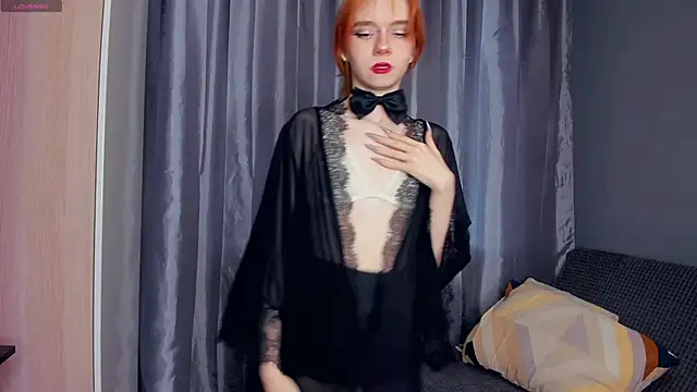 TarynPalek online show from April 23, 2026, 7:09 am