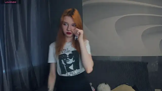 TarynPalek online show from July 20, 2026, 8:06 am