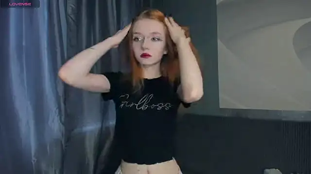 TarynPalek online show from July 31, 2026, 7:52 am
