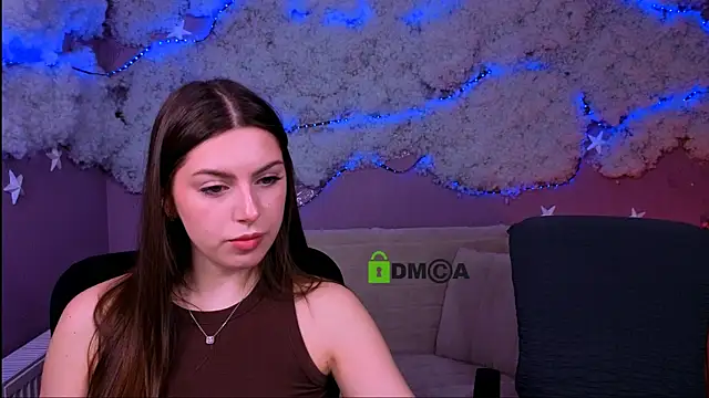 laurenmurrr online show from May 3, 2026, 9:26 am