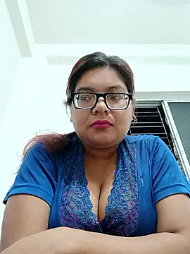 Elie Hallway online show from May 27, 2026, 6:49 pm