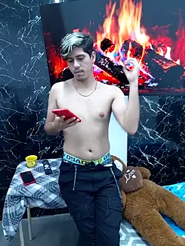 Riquid-sexual online show from March 18, 2026, 8:12 pm