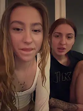 romyxxs online show from February 3, 2026, 7:08 pm