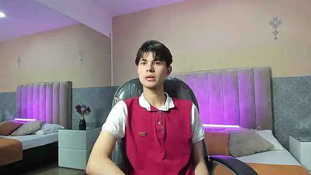 Derek Sinn online show from March 10, 2026, 7:52 pm