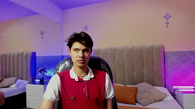 Derek Sinn online show from March 16, 2026, 8:02 pm