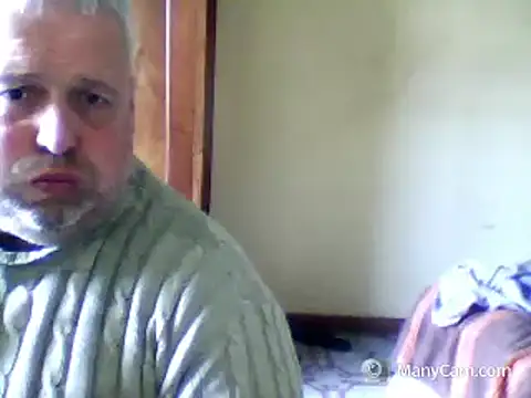 Snapshot of swichcassanesi chatting on April 14, 2026, 12:11 pm swichcassanesi online show from April 14, 2026, 12:11 pm