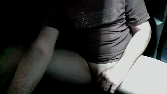 Snapshot of dollar_sub chatting on April 11, 2026, 4:33 pm dollar sub online show from April 11, 2026, 4:33 pm