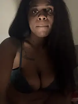 juicyexotic online show from February 9, 2026, 2:43 pm