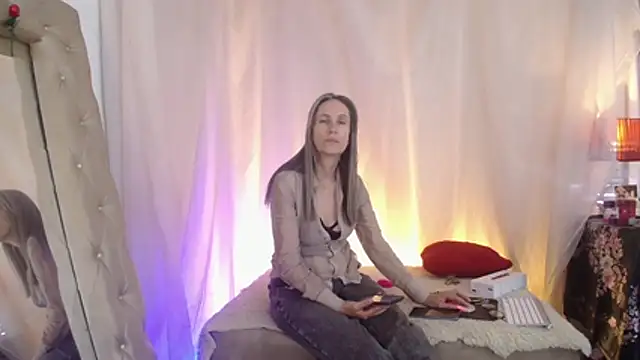 Snapshot of laurasofia45 chatting on June 27, 2026, 3:00 am laurasofia45 online show from June 27, 2026, 3:00 am