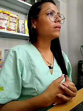 Tatianna Loove  online show from February 10, 2026, 4:11 pm