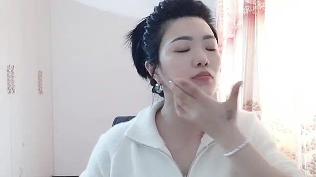 Nikishine online show from February 16, 2026, 7:04 am