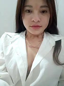 sushi-asa online show from April 26, 2026, 2:42 am