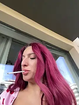 CrystalRedd online show from July 15, 2026, 6:40 am
