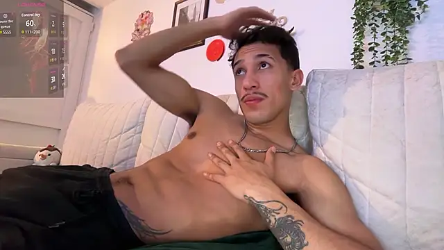 rafael stone11 online show from March 3, 2026, 4:51 am