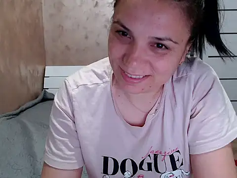 Snapshot of LorraGrey chatting on May 3, 2026, 8:04 pm LorraGrey online show from May 3, 2026, 8:04 pm