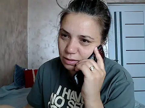 Snapshot of LorraGrey chatting on May 26, 2026, 6:09 am LorraGrey online show from May 26, 2026, 6:09 am
