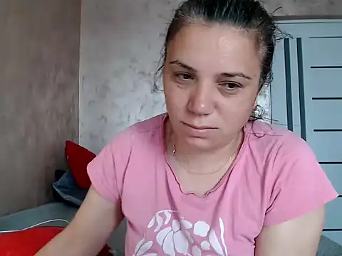 Snapshot of LorraGrey chatting on June 4, 2026, 4:18 am LorraGrey online show from June 4, 2026, 4:18 am