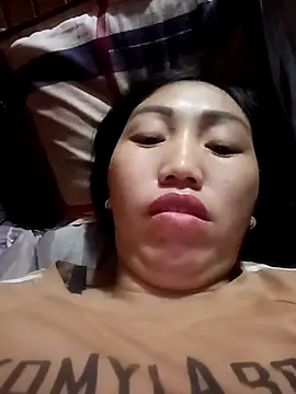 hot-luna- online show from February 26, 2026, 11:59 pm