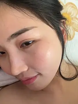 mimi-love13 online show from March 16, 2026, 3:12 am