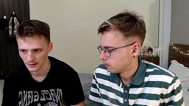 Snapshot of NikiKerryCum chatting on March 20, 2026, 1:38 pm NikiKerryCum online show from March 20, 2026, 1:38 pm