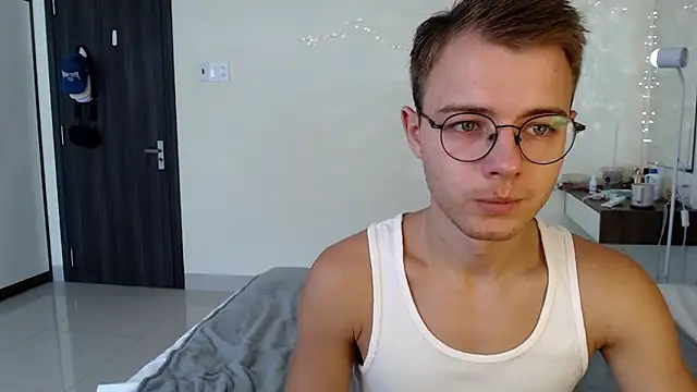 NikiKerryCum online show from June 27, 2026, 2:27 am
