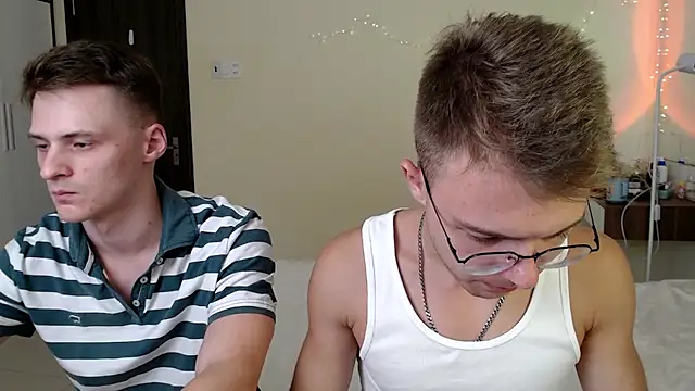 NikiKerryCum online show from July 29, 2026, 12:36 pm