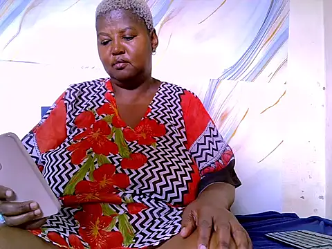 treasure hunny online show from February 13, 2026, 12:12 pm