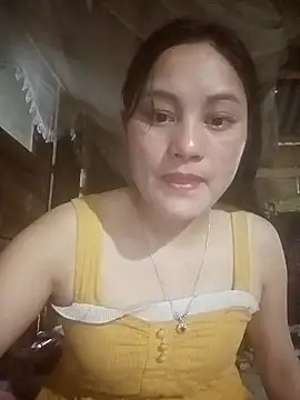 Snapshot of Momo-biki chatting on May 6, 2026, 2:08 am Momo-biki online show from May 6, 2026, 2:08 am